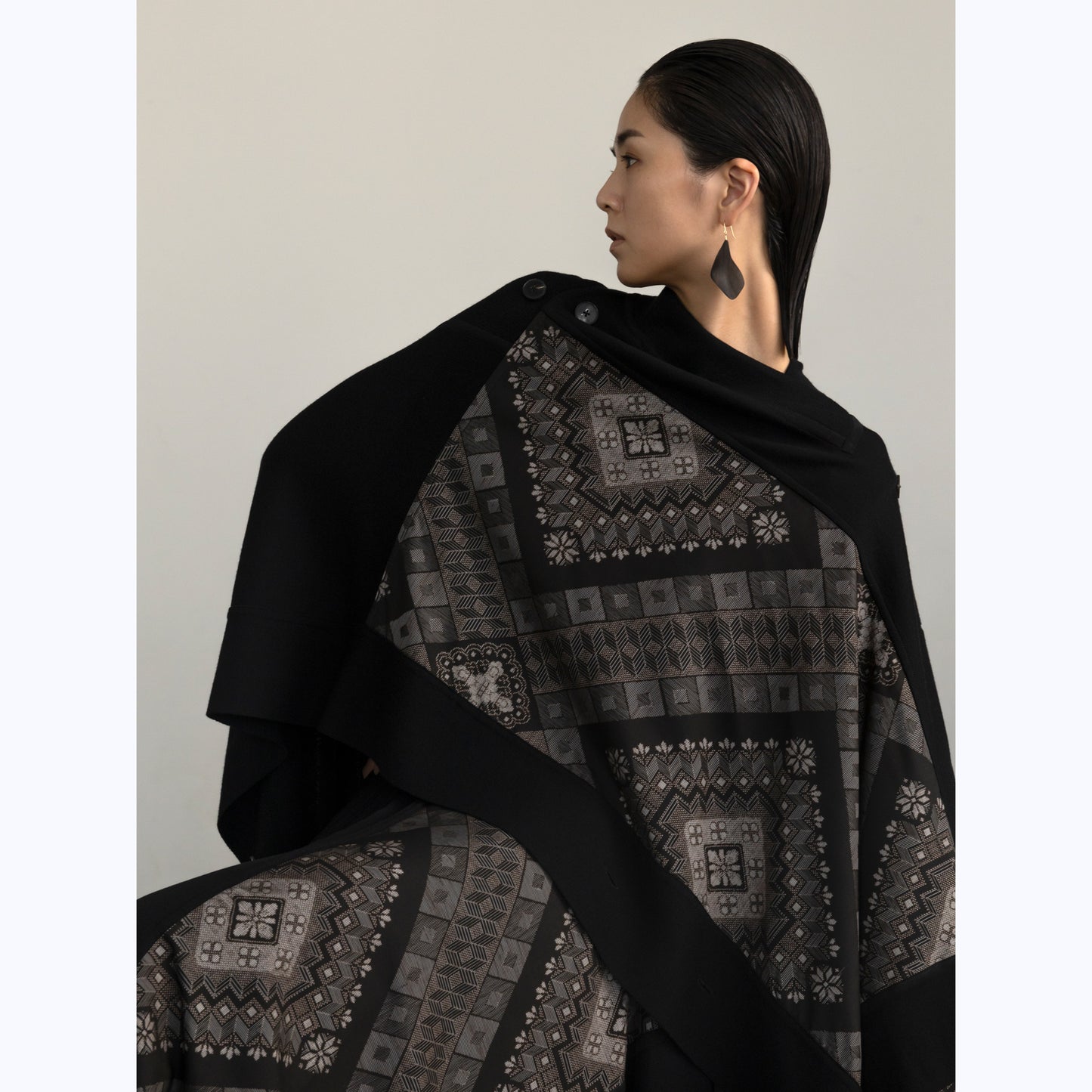 KAMUI - 本場大島紬　華龍郷Ⅳ　泥