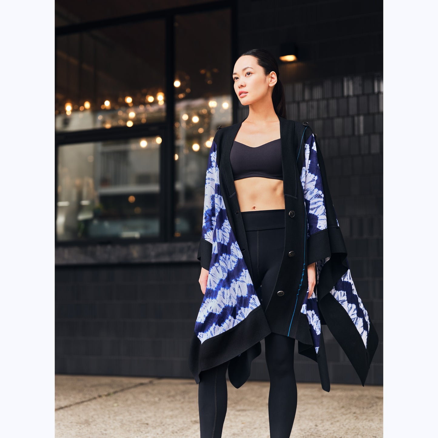 背中KIMONOニットスクエアケープ