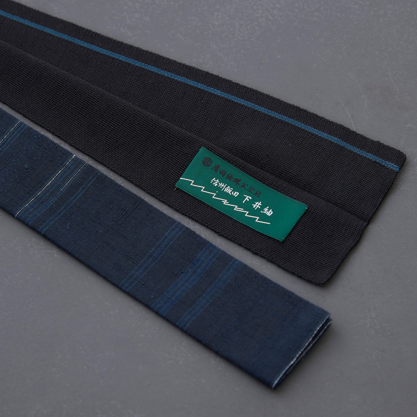 KIMONOニット タイダブル - 下井紬「勝」一列花織紬着尺