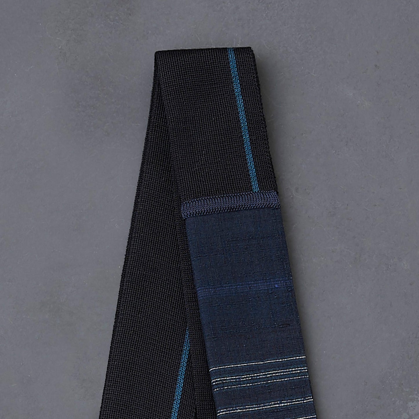 KIMONOニット タイダブル - 下井紬「勝」一列花織紬着尺