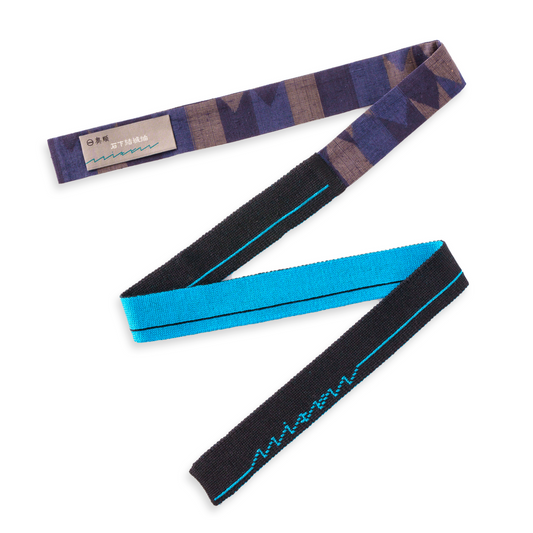 KIMONOニット　ミニタイ - 石下結城紬「勝」縦絣矢羽根柄